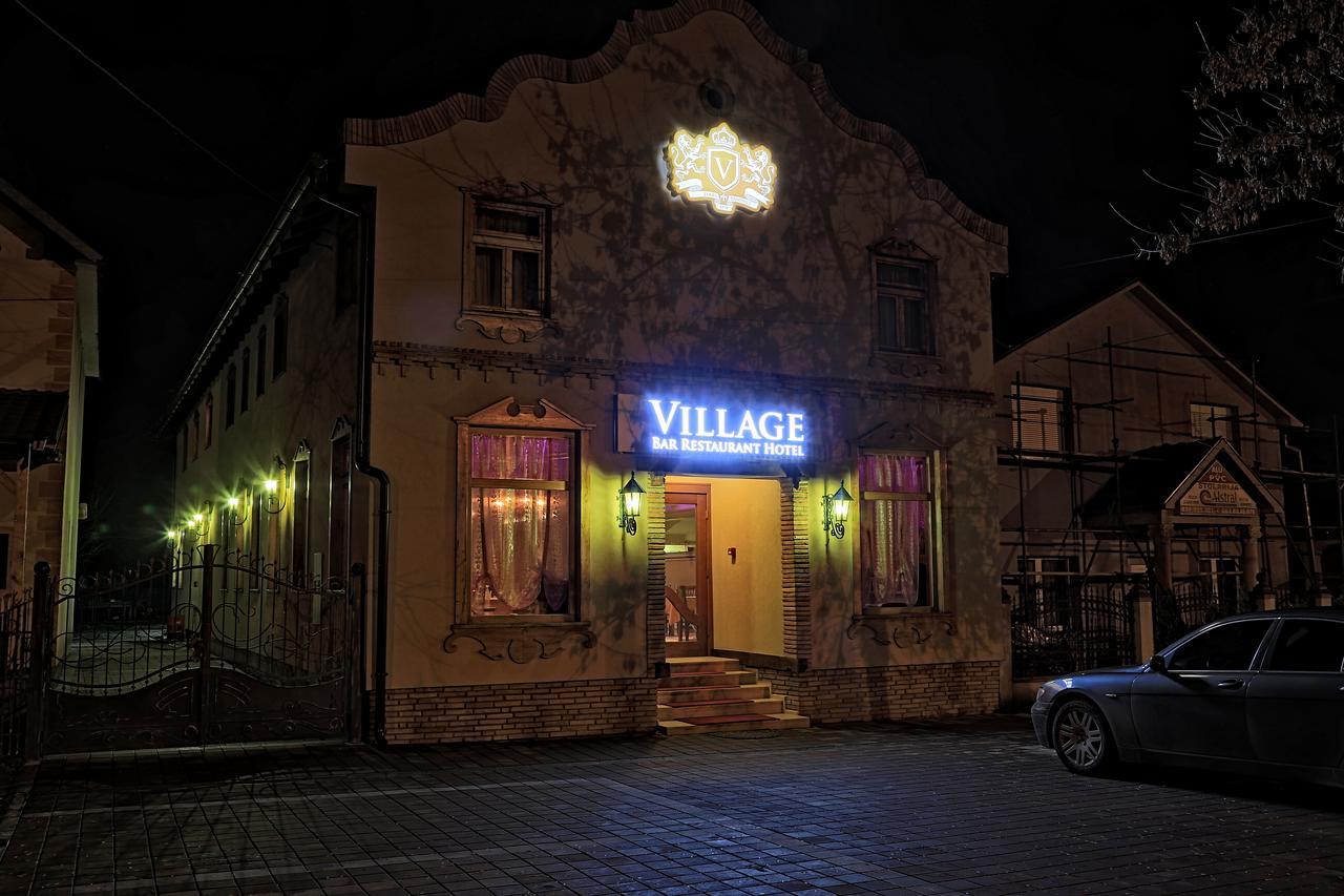 Hotel Village Stari Banovci Eksteriør billede