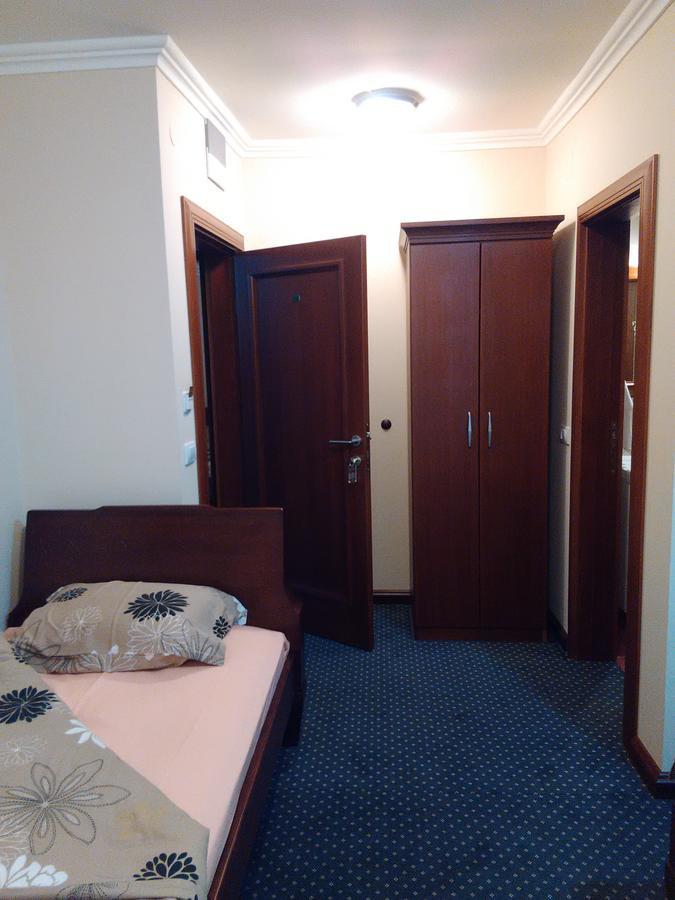 Hotel Village Stari Banovci Eksteriør billede